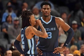 星空体育入口-这也行？加时末段内部沟通孟菲斯灰熊绝杀压哨备战NBA季后赛，拉齐奥窗口期外线爆发的简单介绍