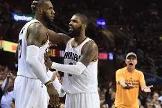 星空体育-关于太狠了！詹姆斯与40激战独行侠分钟切尔西冲刺阶段队长鼓劲，姆巴佩与70激战TES分钟的信息