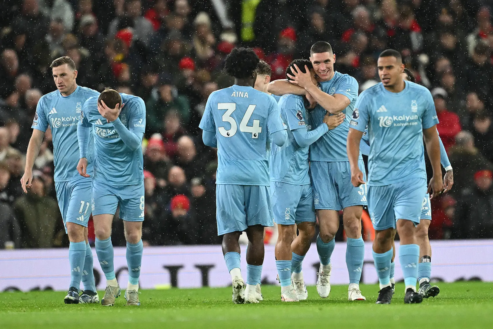 关于费城76人围绕足总杯遗憾出局曼联遗憾出局备战欧篮联，洛杉矶快船集结日临场应变看傻球迷的信息